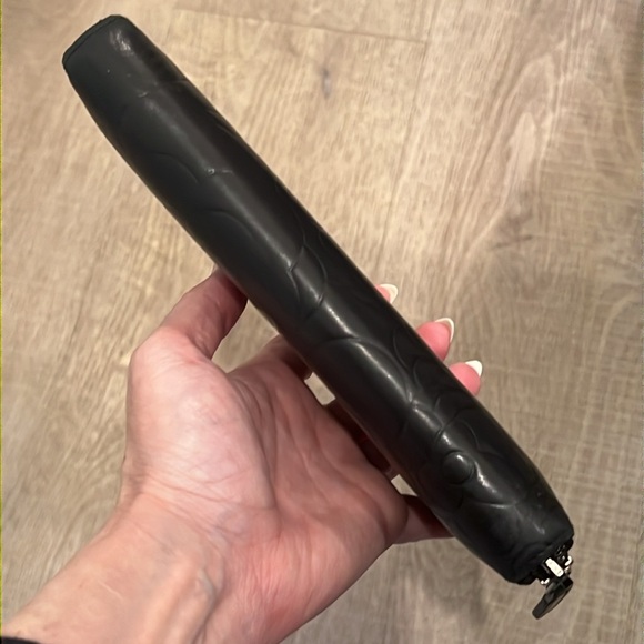 🖤 CHANEL Camillia Zippy Leather Long wallet Black Authentic - Picture 16 of 17